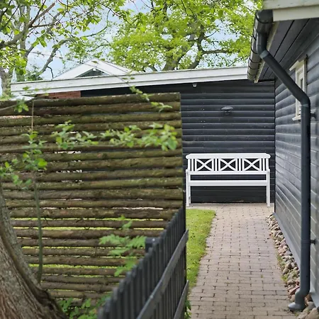 3 Bedroom Stunning In Hornbaek