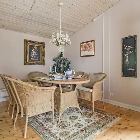 3 Bedroom Stunning In Holiday home Hornbaek